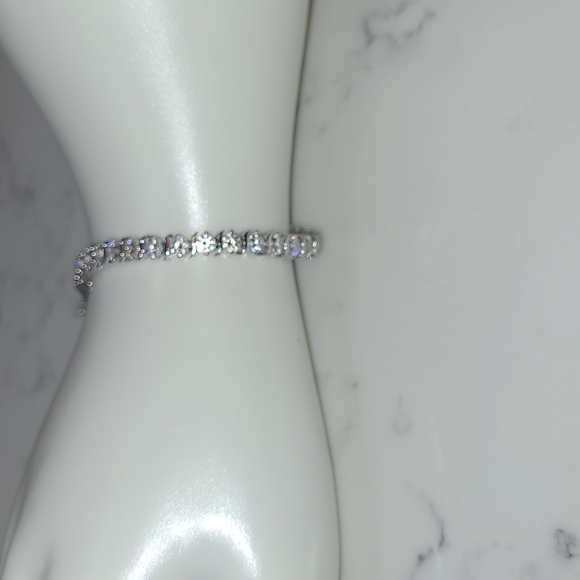 Diamonique Tennis Bracelet - Picture 6 of 7